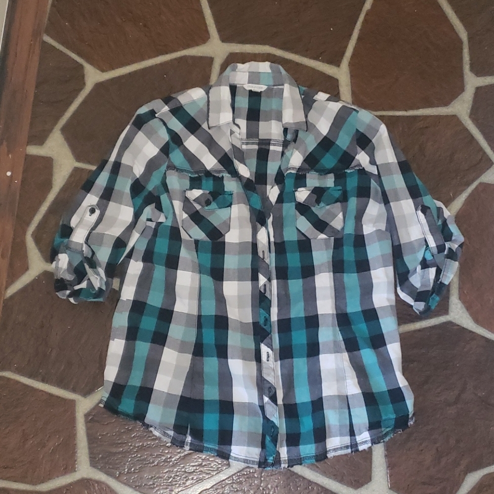 Maurice's button up top